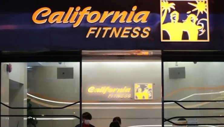 游泳健身的好处有哪些_先游泳在健身_游泳健身宣传广告语