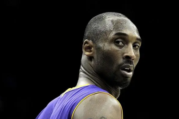 篮球十大控球后卫_篮球历史上最恐怖的控球后卫_控球后卫nba