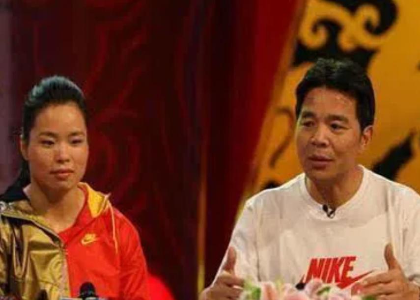 举重冠军叫什么_举重冠军叫啥_举重冠军叫什么妹子