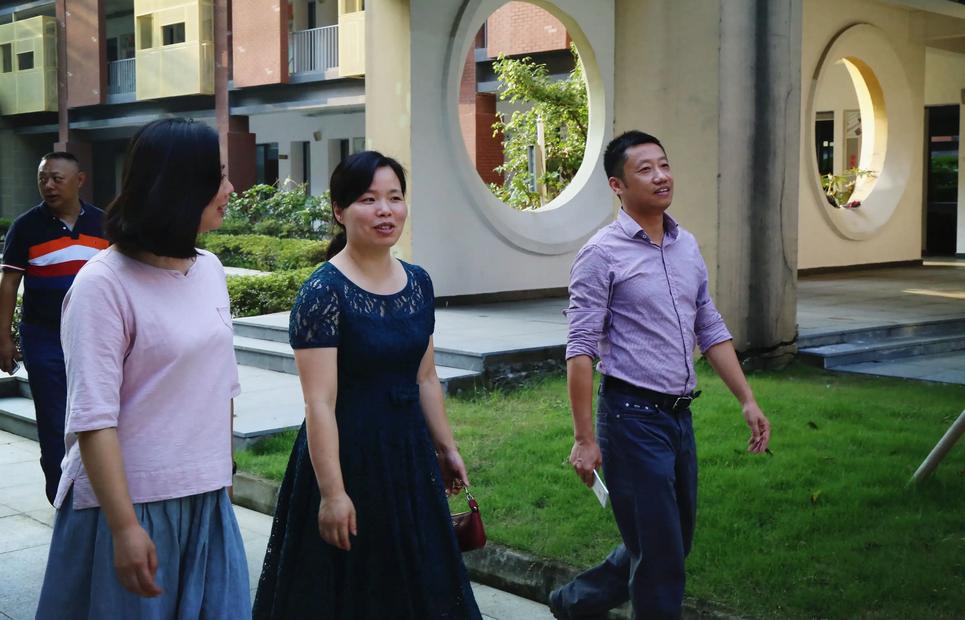举重冠军叫什么_举重冠军叫什么妹子_举重冠军叫啥
