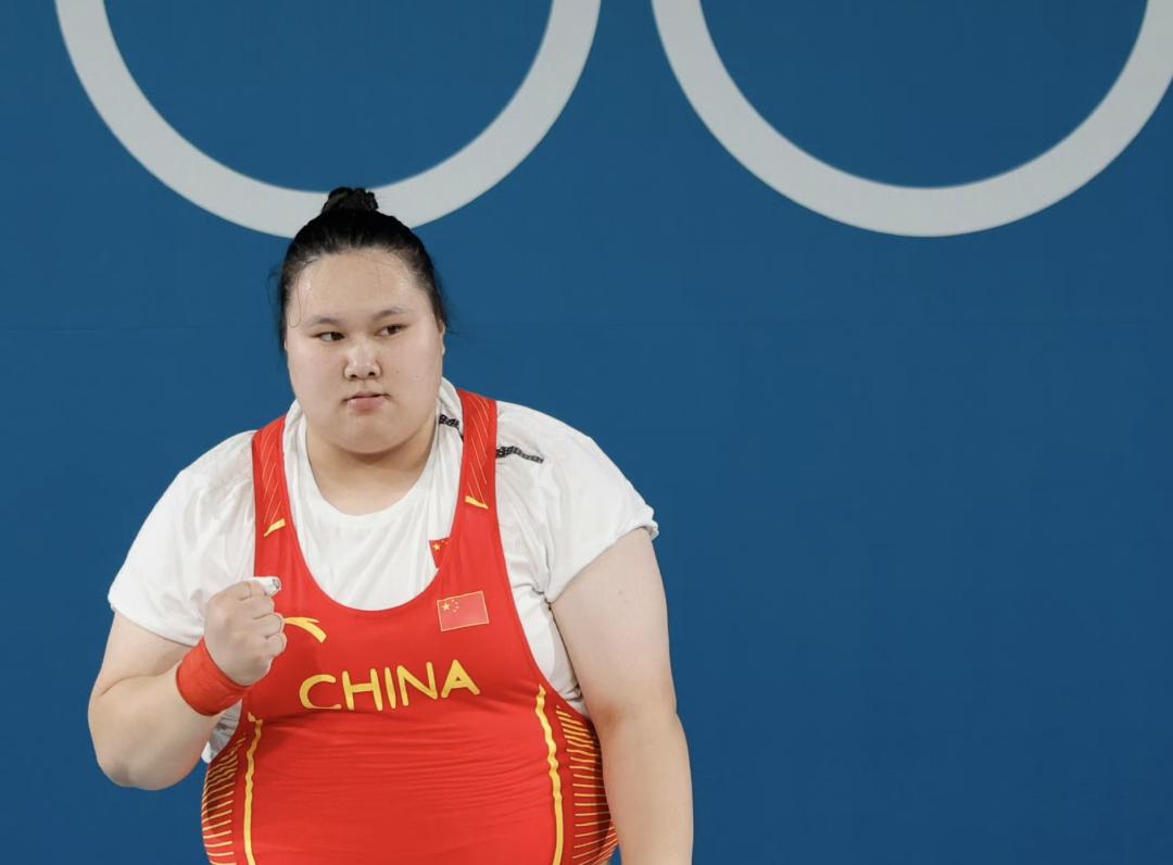 小孩举重会影响身高吗_小孩举重头像_中国小孩挑战举重冠军视频