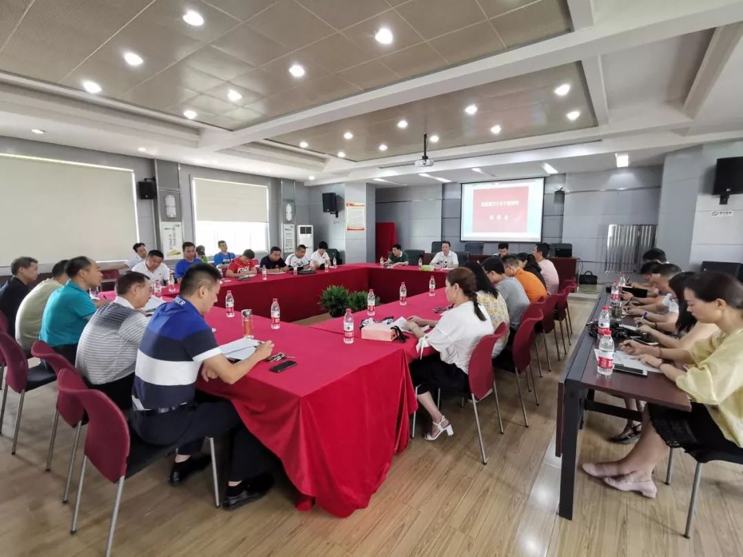 游泳比赛规则奥运会_奥运部队游泳比赛规则视频_奥运游泳队